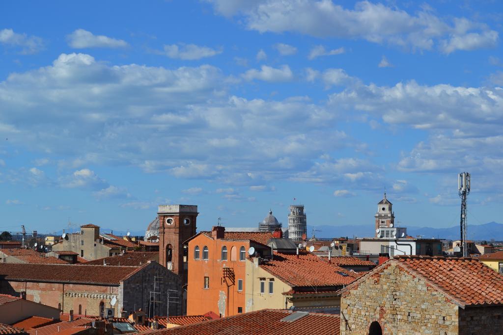 Night & Day Hotel Pisa Bagian luar foto