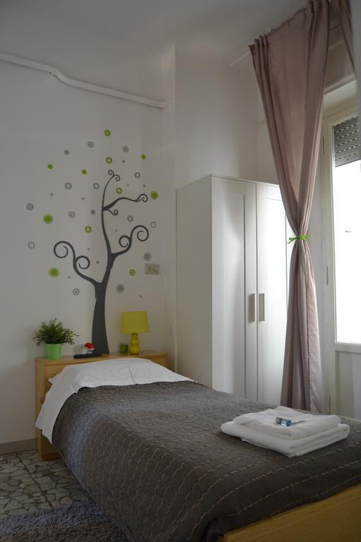 Night & Day Hotel Pisa Bagian luar foto